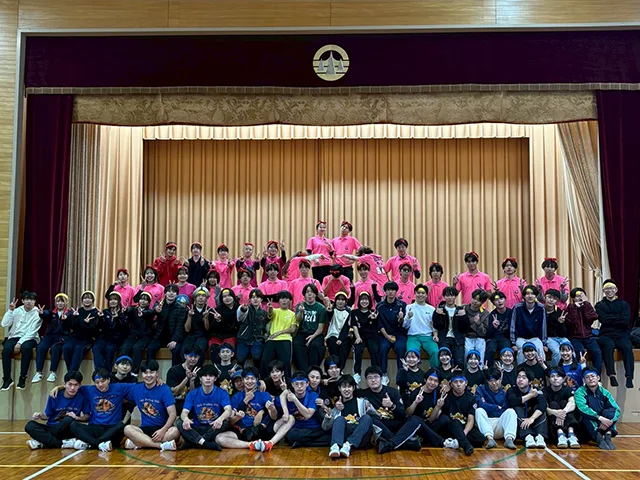 学生団体の集合写真